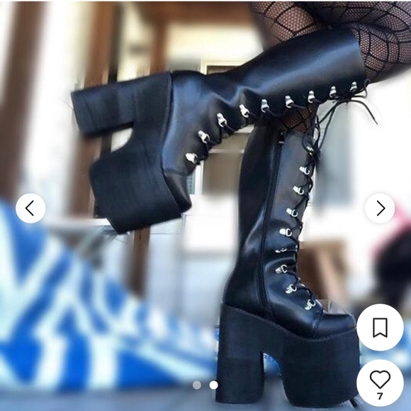 Shoes - Black Platform Lace-Up Boots